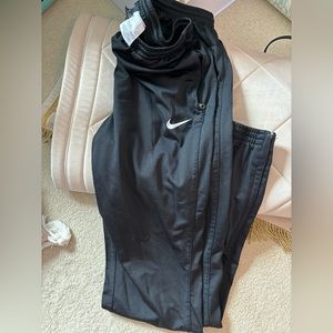 Black Nike joggers sweatpants size medium